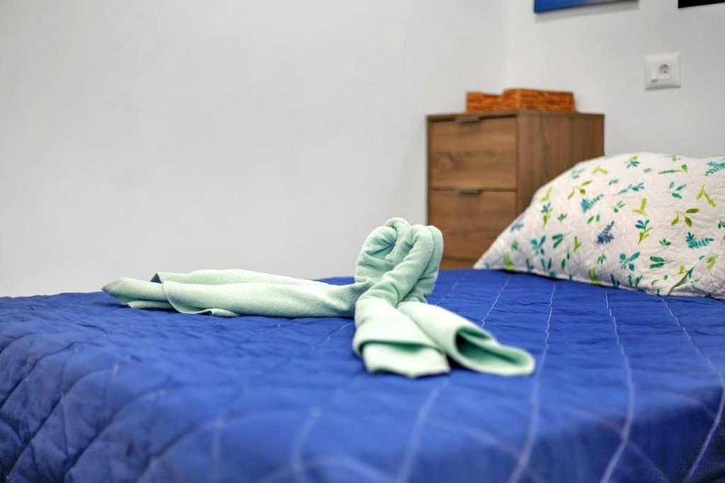 Studio In Torres Del Sol Griffin Near The Beach アロナ エクステリア 写真