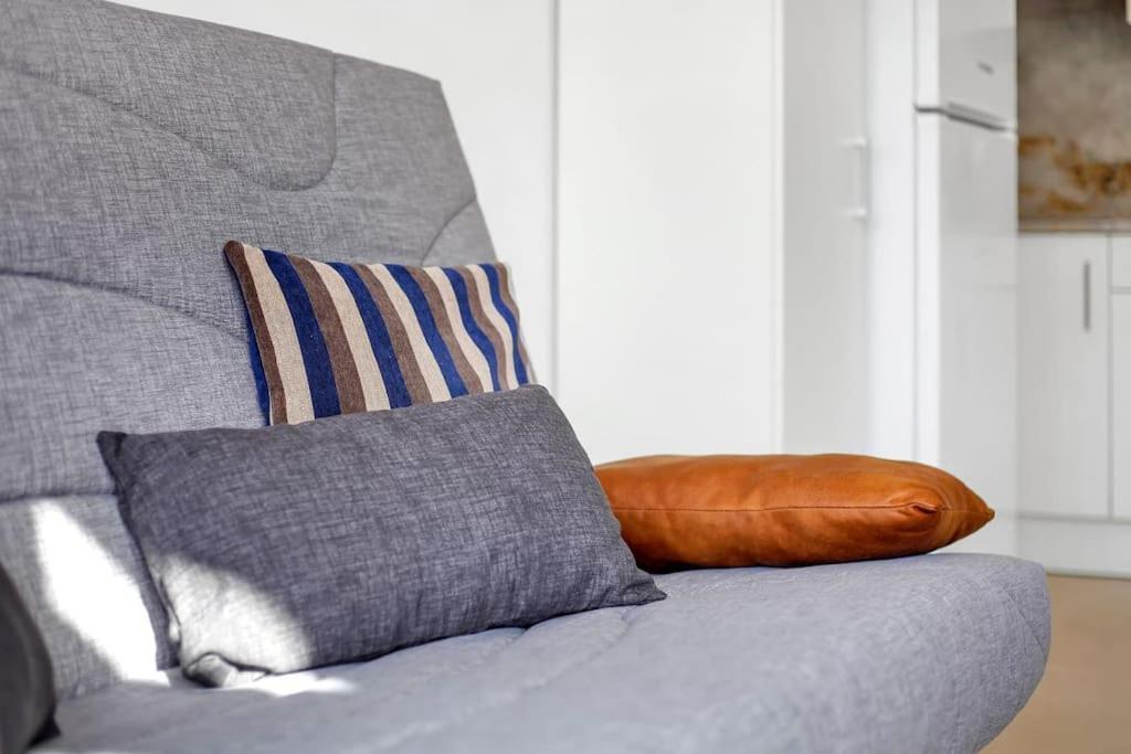 Studio In Torres Del Sol Griffin Near The Beach アロナ エクステリア 写真