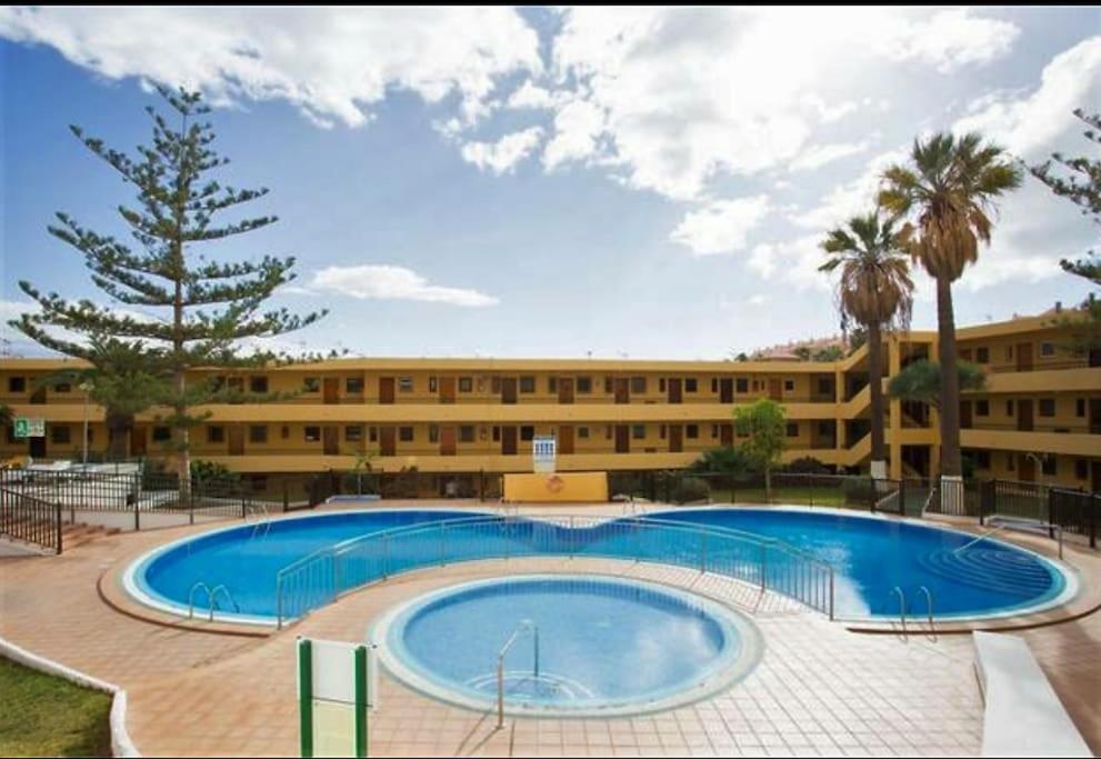 Studio In Torres Del Sol Griffin Near The Beach アロナ エクステリア 写真