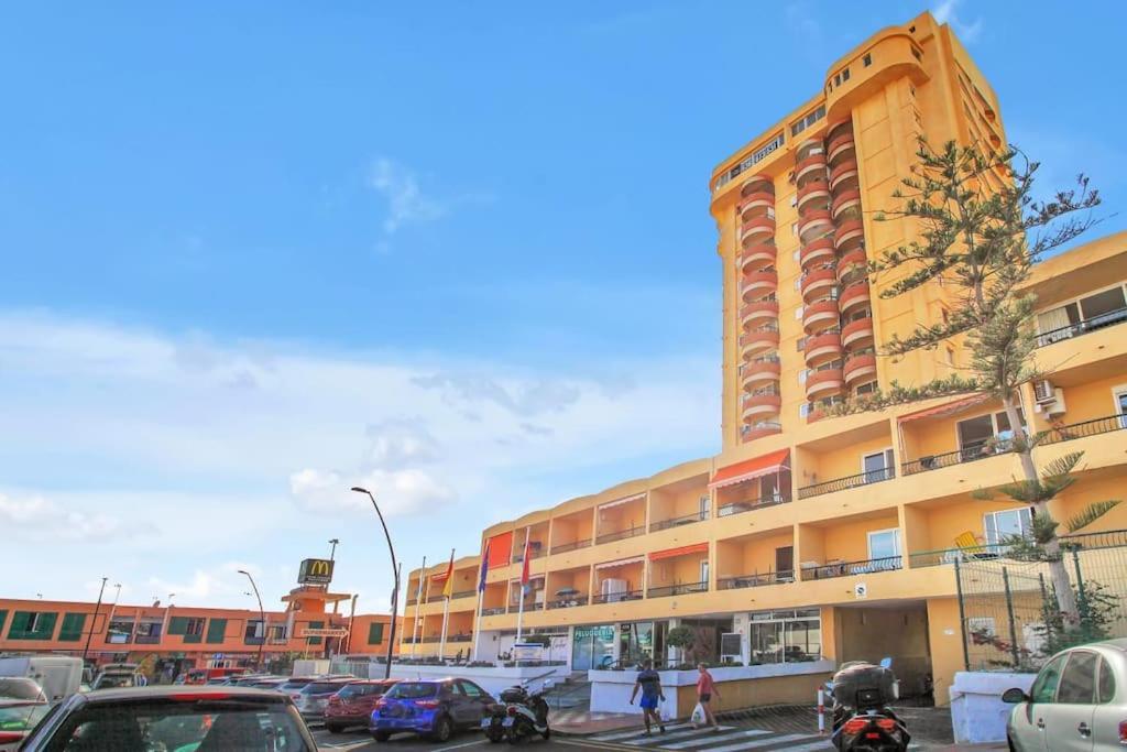 Studio In Torres Del Sol Griffin Near The Beach アロナ エクステリア 写真