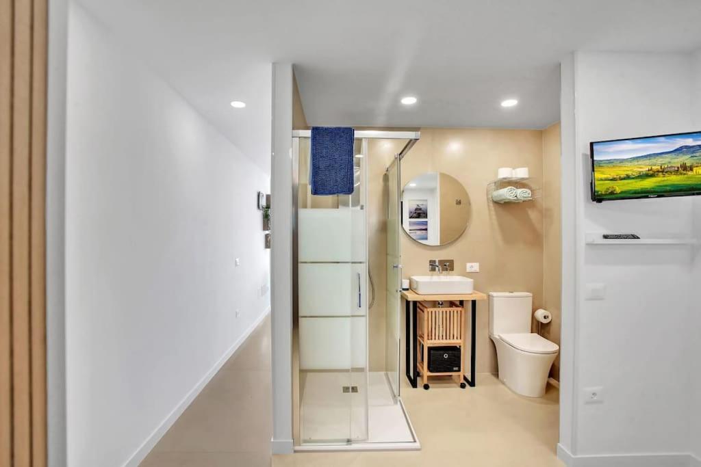 Studio In Torres Del Sol Griffin Near The Beach アロナ エクステリア 写真