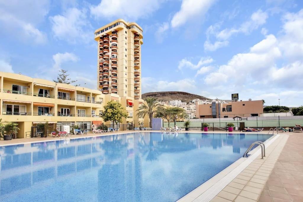 Studio In Torres Del Sol Griffin Near The Beach アロナ エクステリア 写真